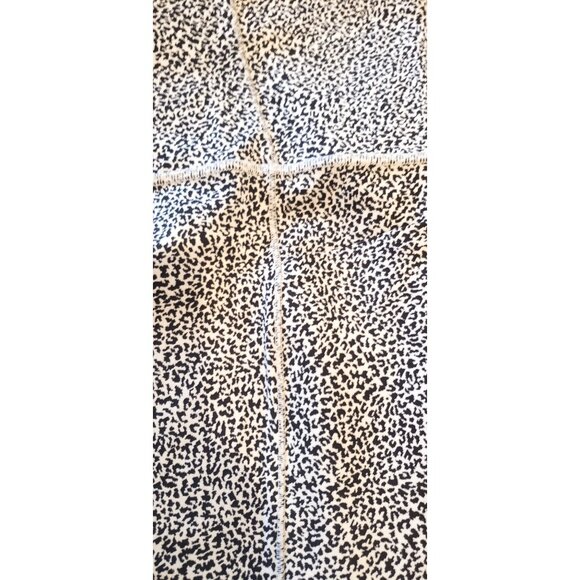 Athleta Black White Abstract Cropped Leggings Stretchy Plus Workout 3X - Picture 6 of 9